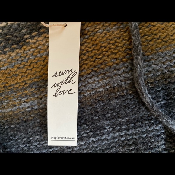 PULL OVER SUPER SOFT KNIT BOHEMIAN HOODIE SWEATER , NWT!! - Picture 5 of 5